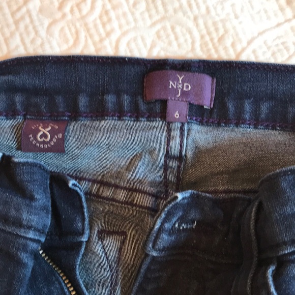 NYDJ Dark Wash Ankle Jeans Size 6 - Picture 2 of 3